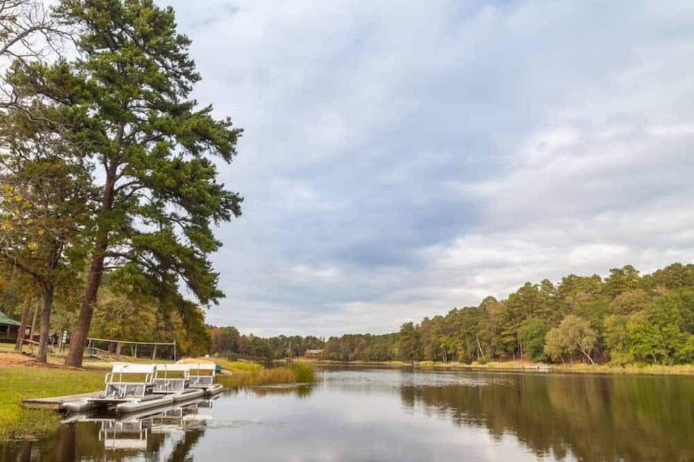 Photo of Outdoor in Holly Lake Ranch