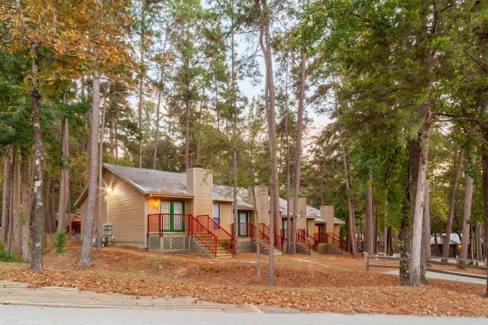 Photo of Outdoor in Holly Lake Ranch