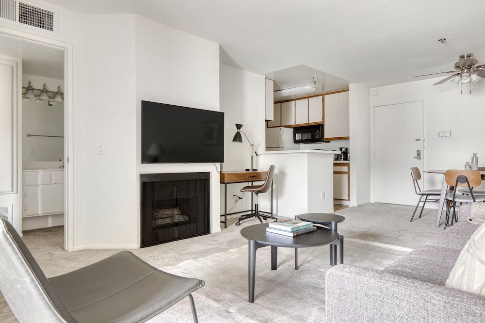 Photo of Livingroom in Los Feliz