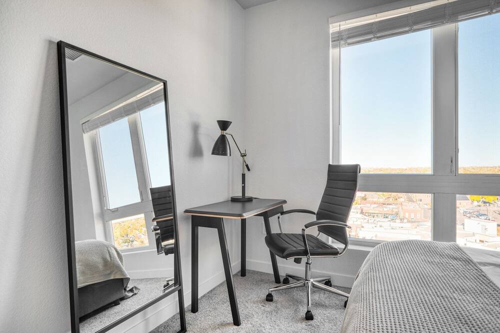 Photo of Bedroom in Five Points