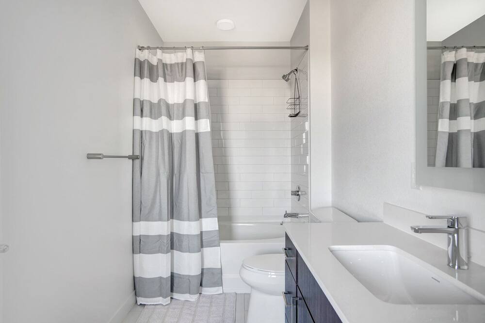 Photo of Bathroom in Five Points