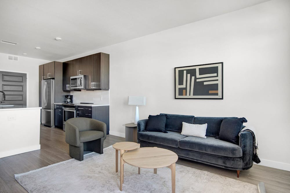 Photo of Livingroom in Ballpark