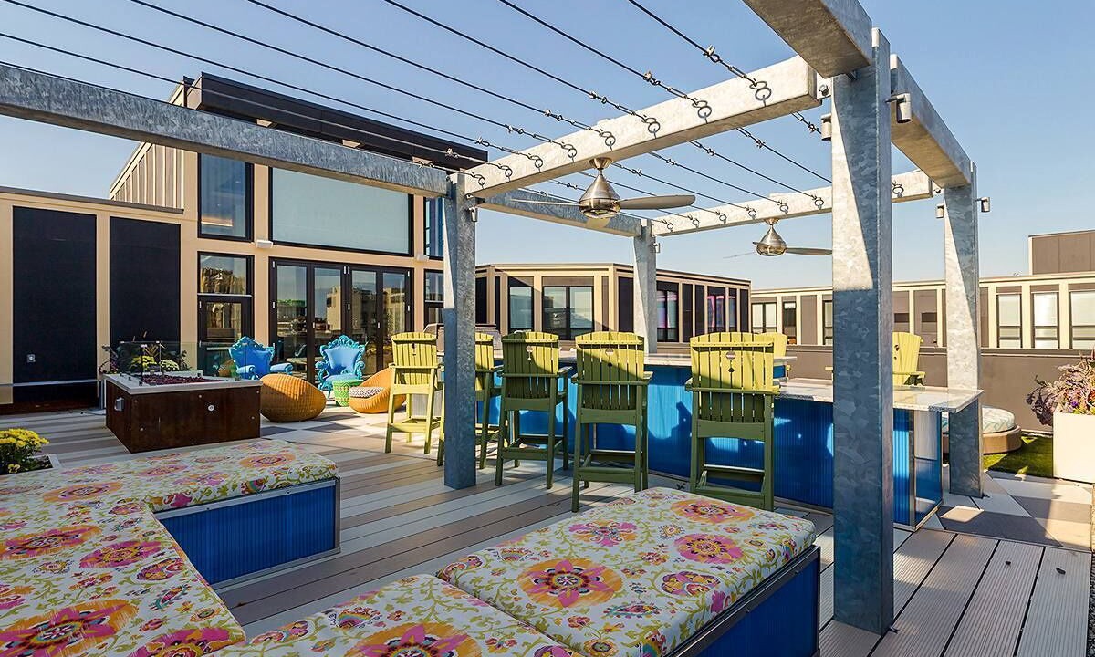 Photo of Outdoor in Old West Side