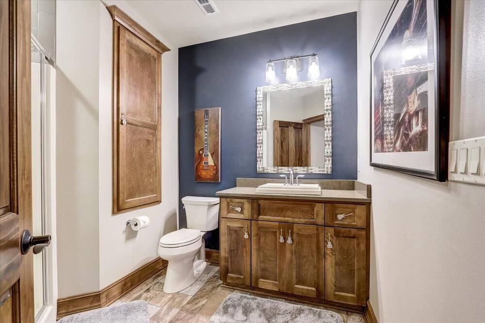 Photo of Bathroom in Summit