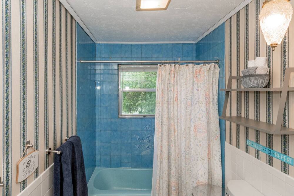 Photo of Bathroom in Harriman