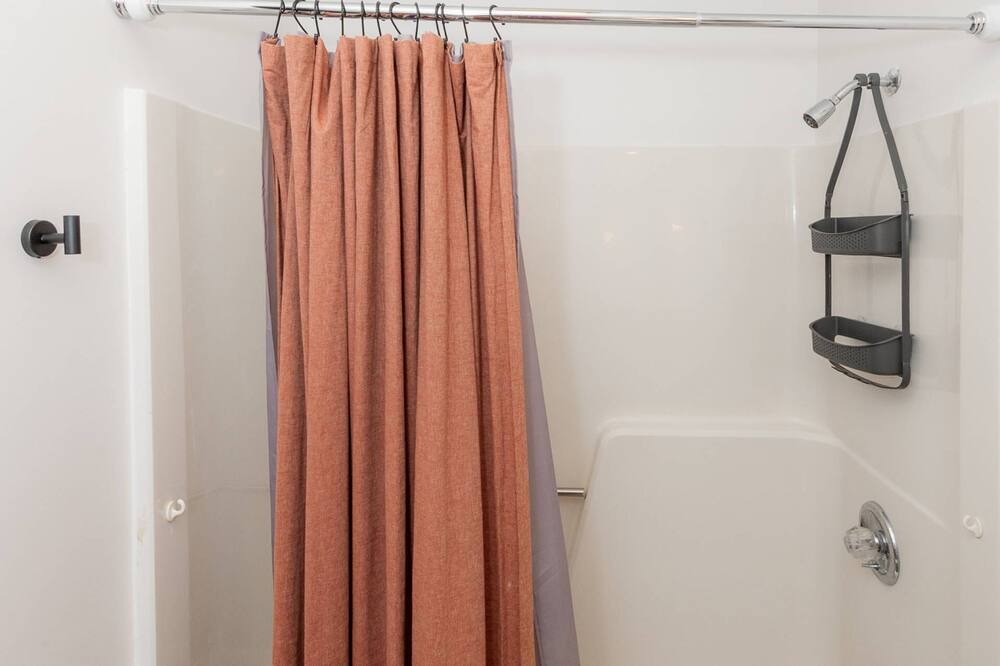 Photo of Bathroom in Harriman