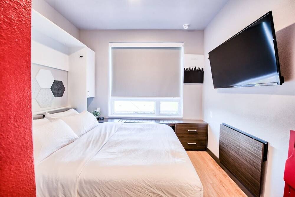 Photo of Bedroom in Old North Columbus