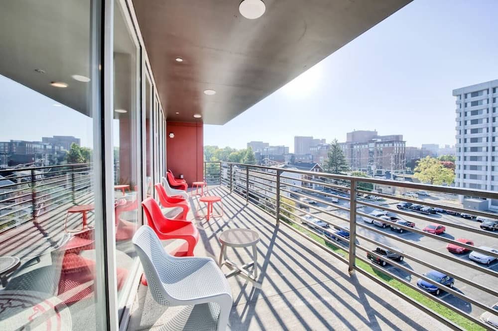 Photo of Patio Balcony in Old North Columbus