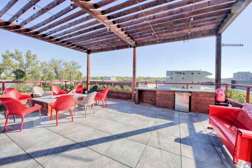 Photo of Patio Balcony in Old North Columbus