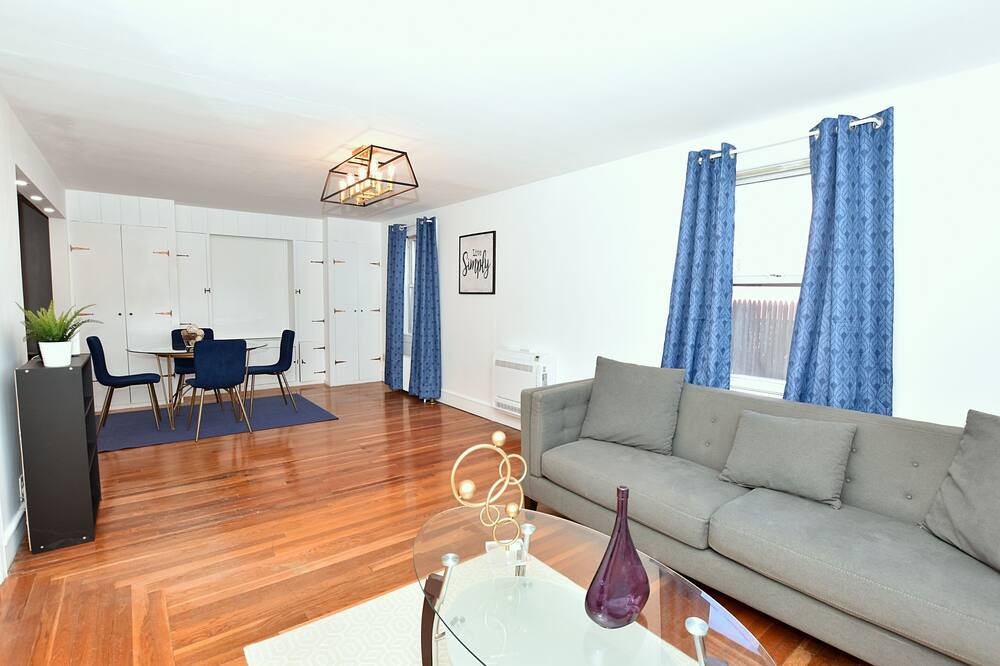 Photo of Livingroom in Pawtucket