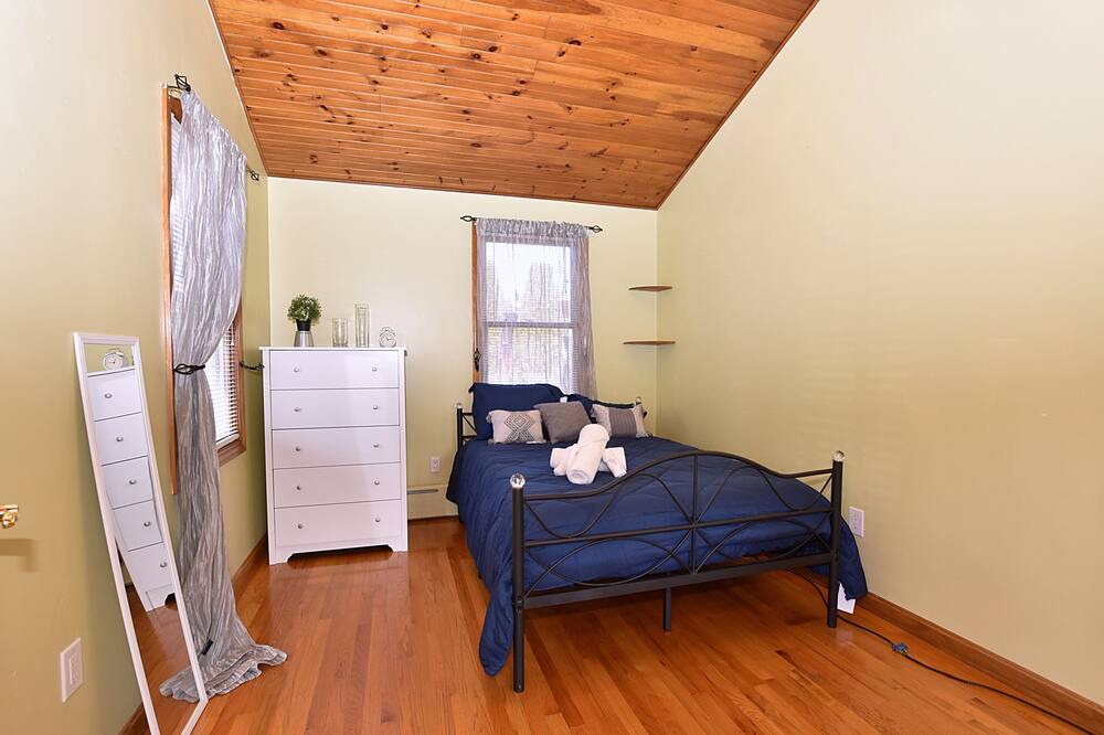 Photo of Bedroom in Pawtucket