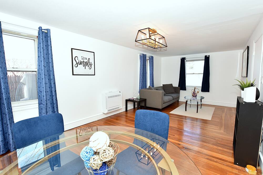 Photo of Livingroom in Pawtucket