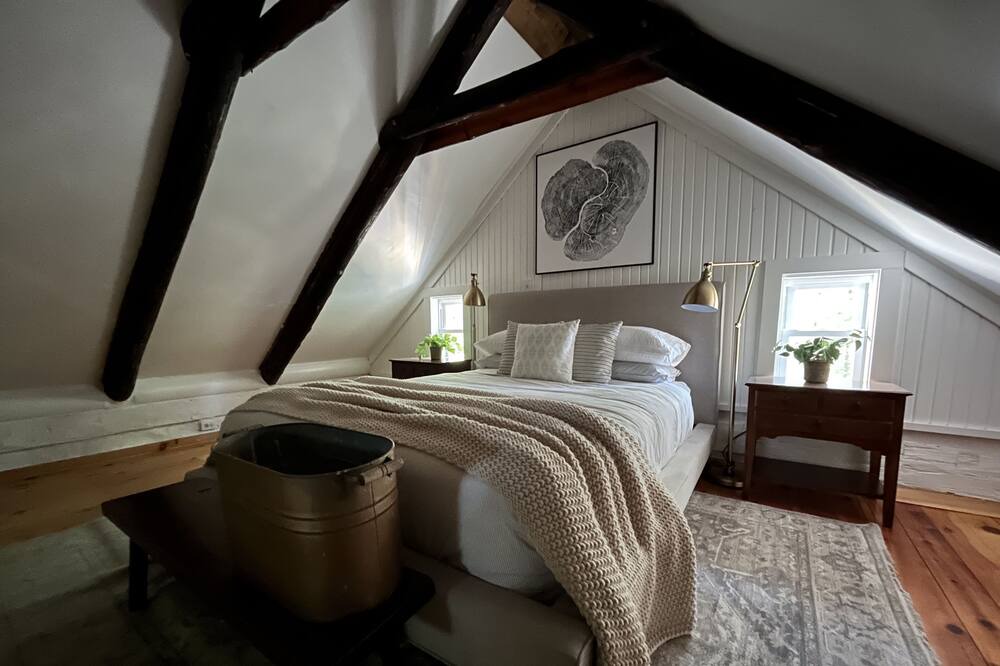 Photo of Bedroom in Wardensville