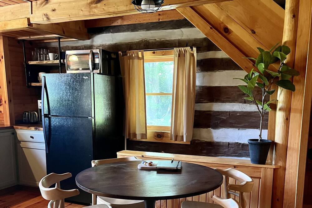 Photo of Kitchen in Wardensville