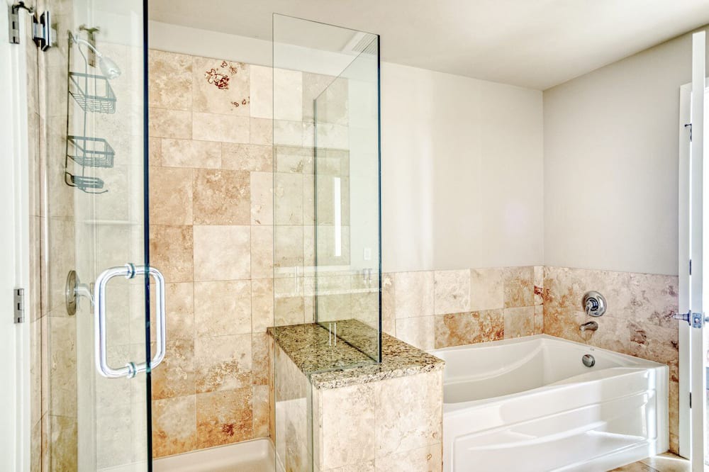 Photo of Bathroom in Cherry Creek