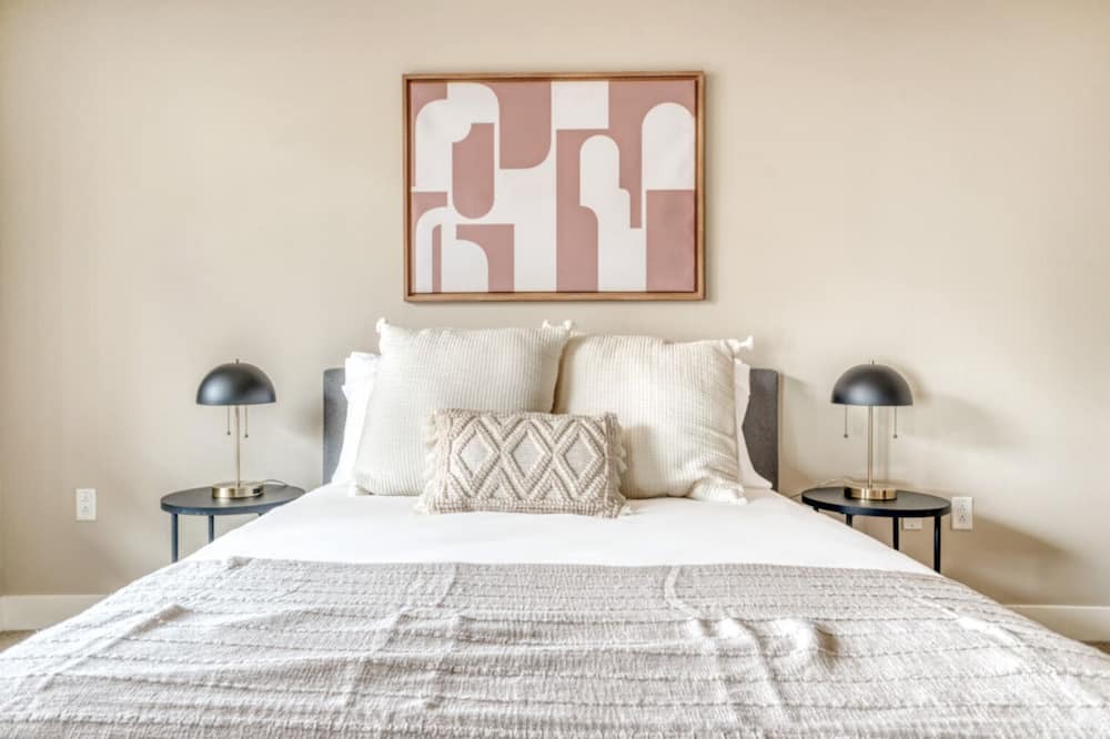 Photo of Bedroom in Cherry Creek
