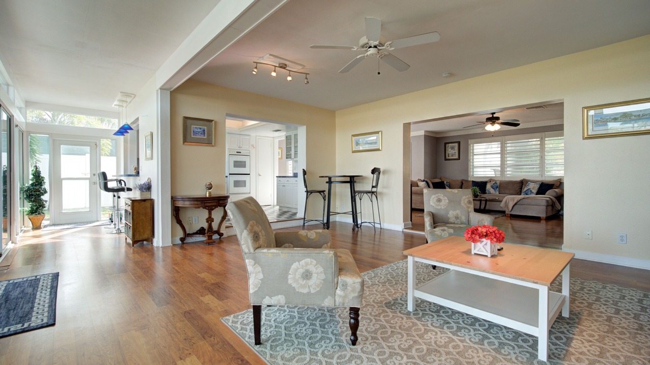 Photo of Livingroom in Vina Del Mar Island