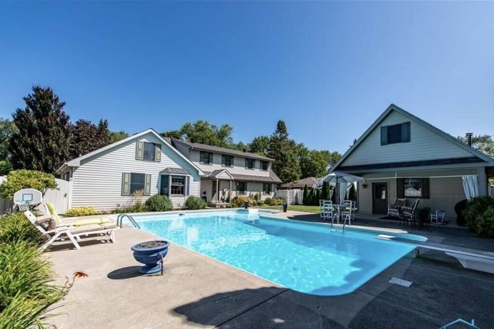Photo of Outdoor in Bedford