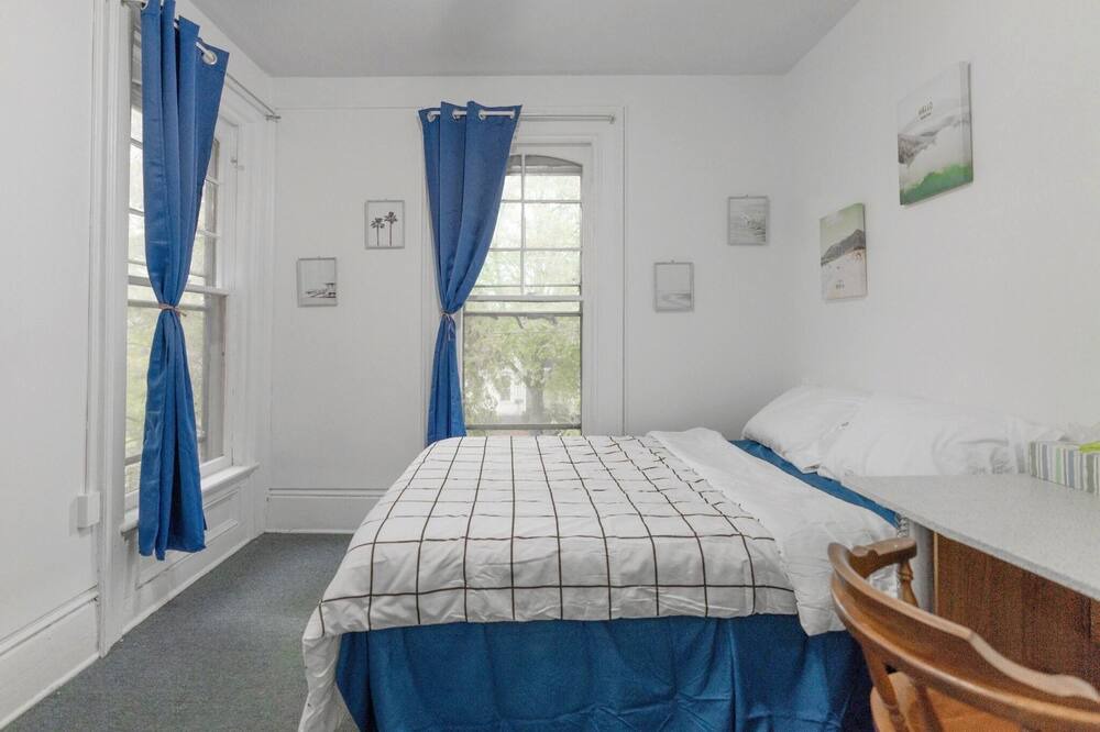 Photo of Bedroom in Eastside