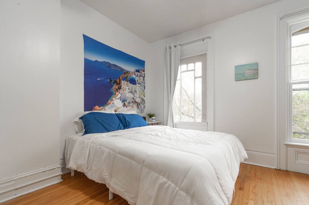Photo of Bedroom in Eastside