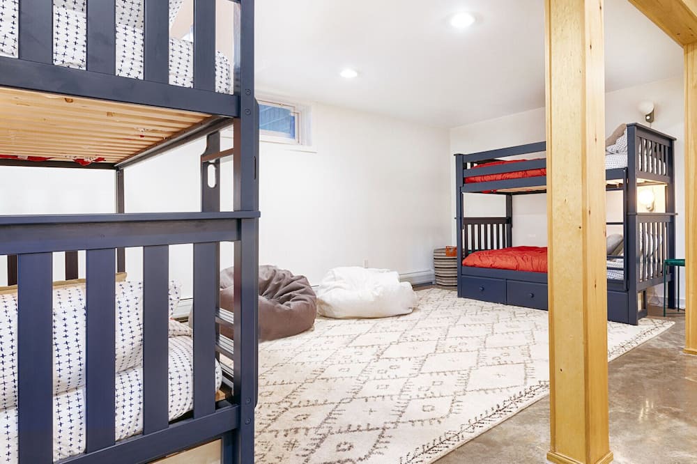 Photo of Bedroom in Mount Tremper