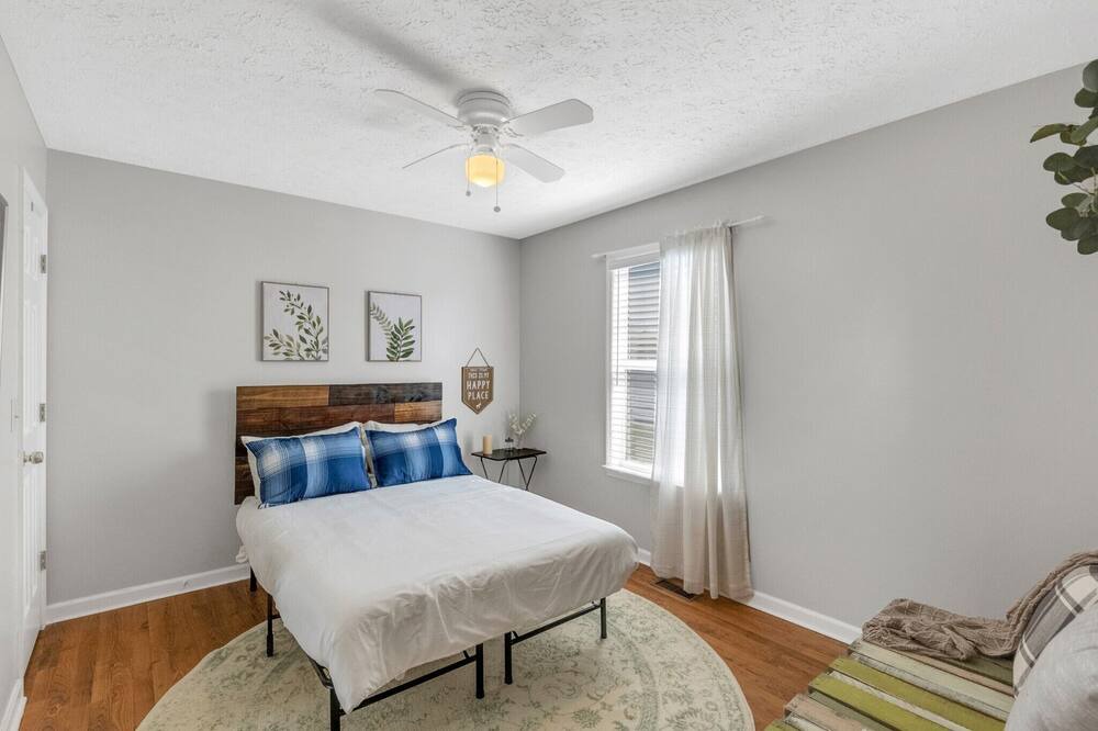 Photo of Bedroom in Columbia