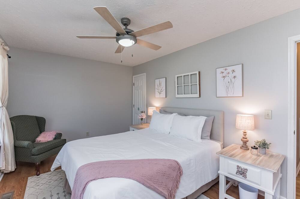 Photo of Bedroom in Columbia