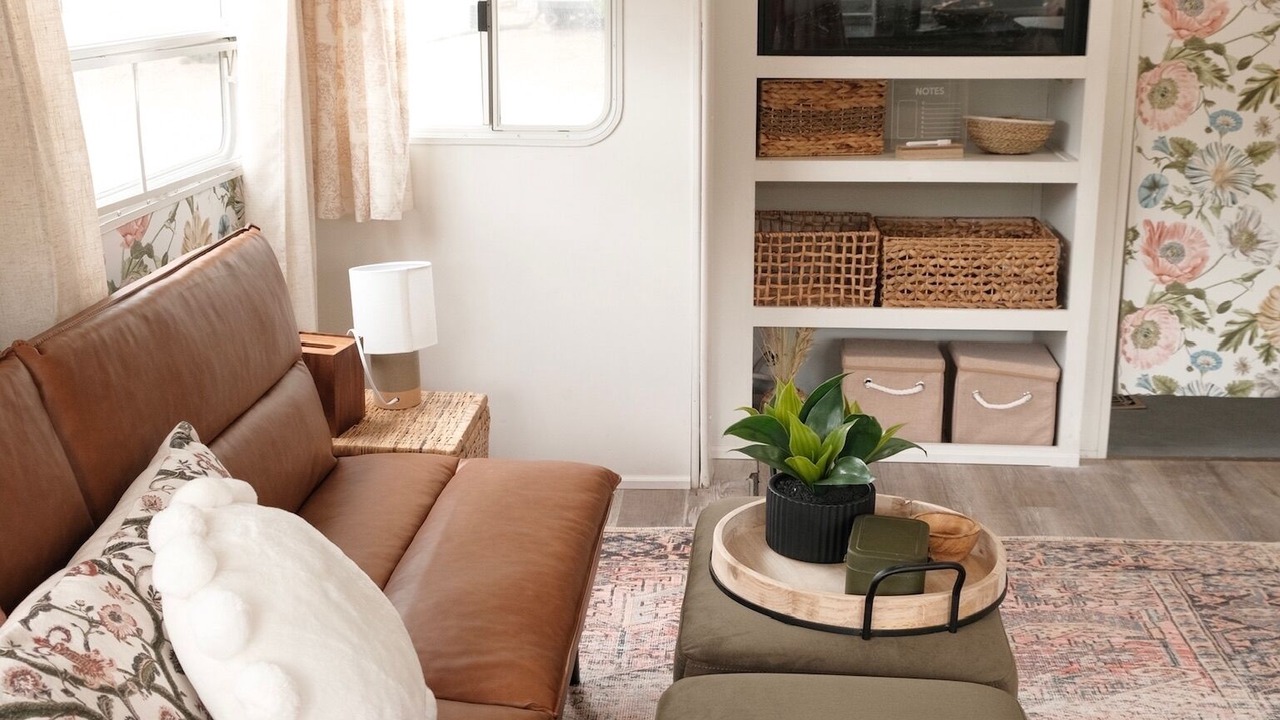 Photo of Livingroom in Leeds