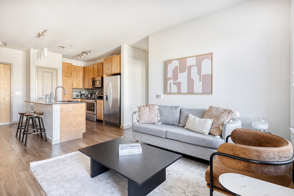 Photo of Livingroom in West Colfax