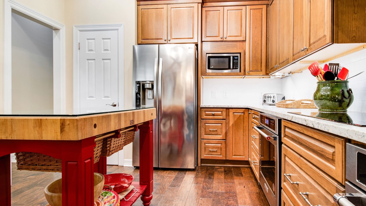 Photo of Kitchen in Apache Shores