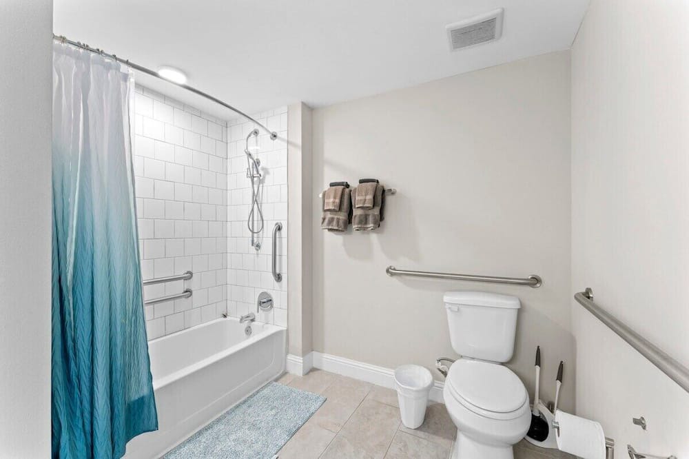Photo of Bathroom in Pleasant Valley