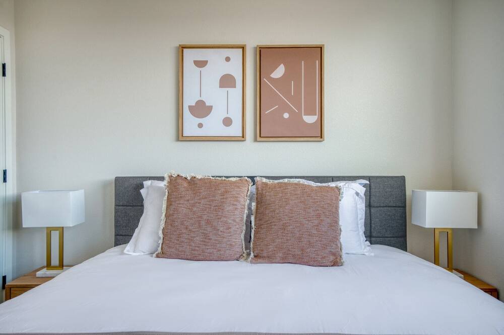 Photo of Bedroom in University Park