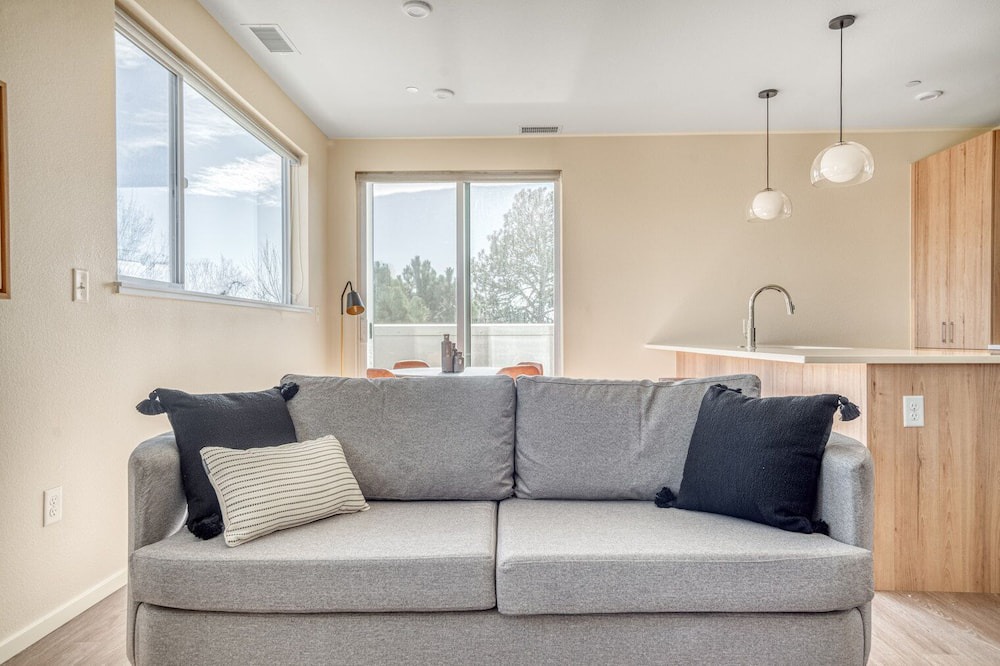 Photo of Livingroom in University Park