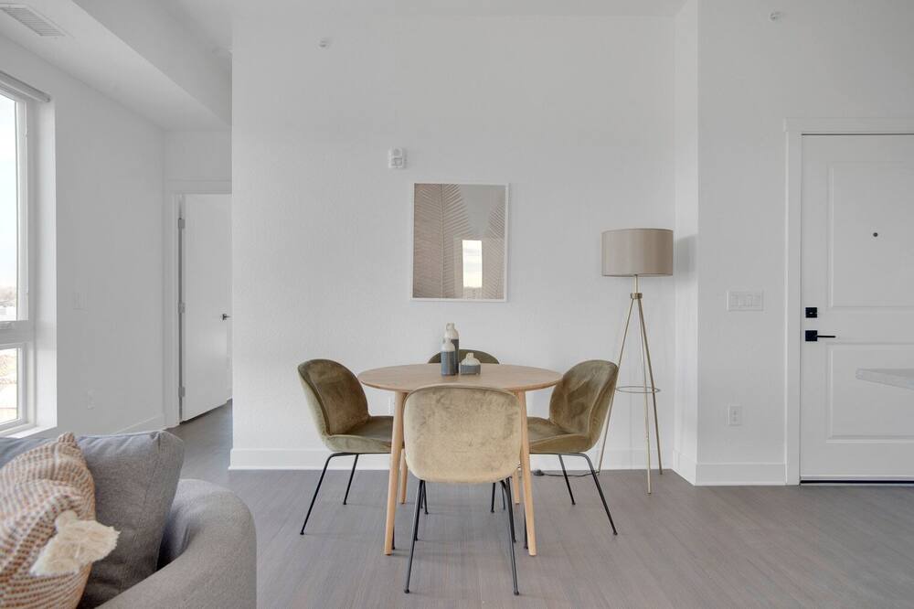 Photo of Livingroom in West Colfax