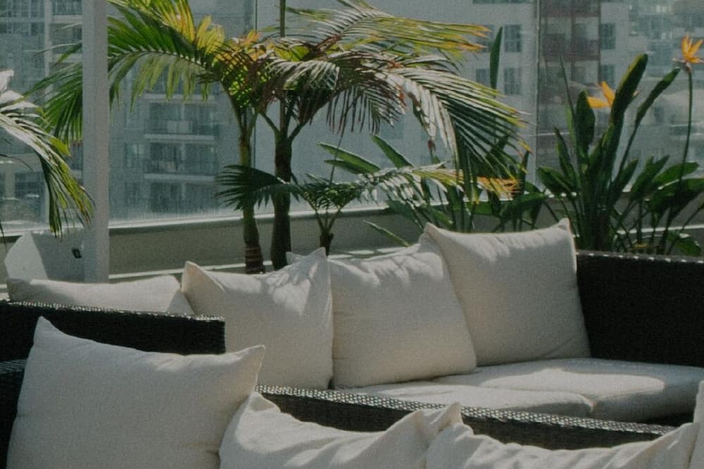 Photo of Outdoor in Uptown