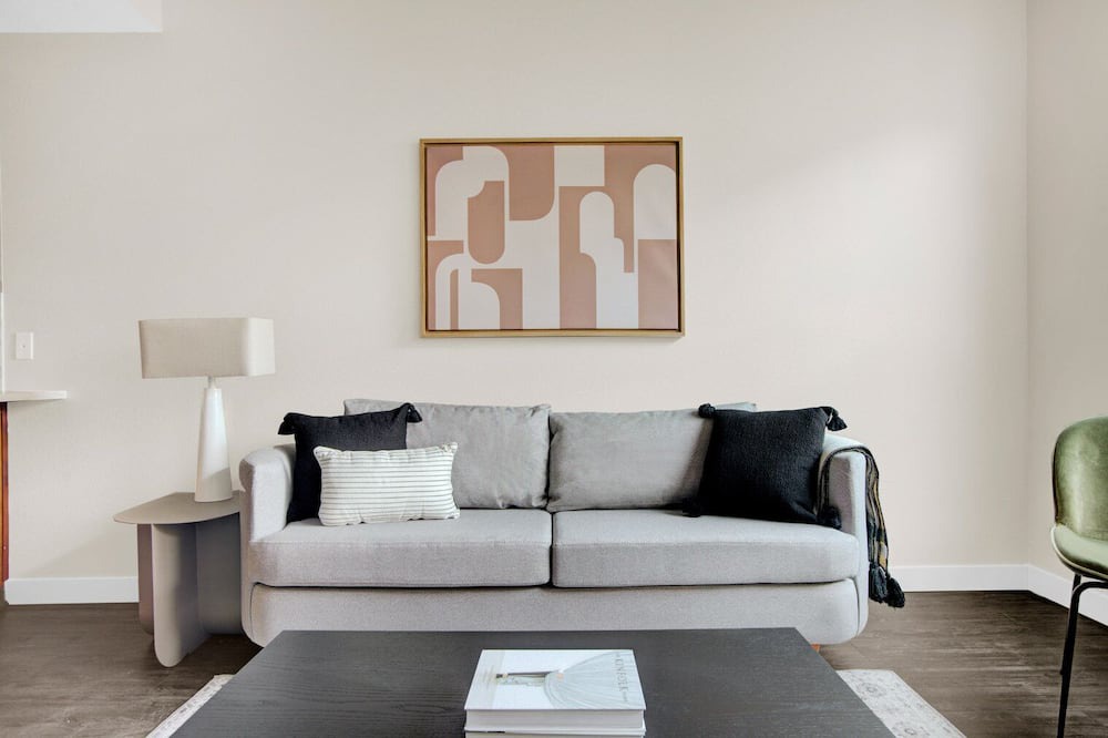 Photo of Livingroom in Uptown