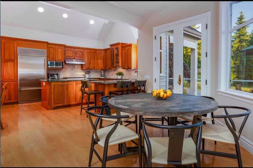 Photo of Kitchen in Harbour Pointe