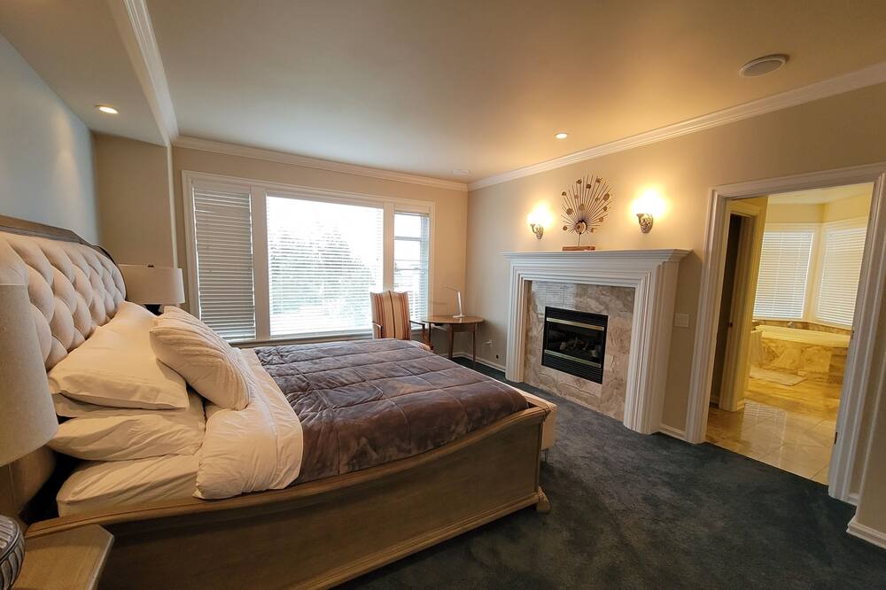 Photo of Bedroom in Harbour Pointe