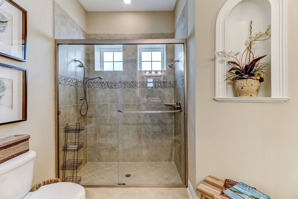 Photo of Bathroom in Amelia City