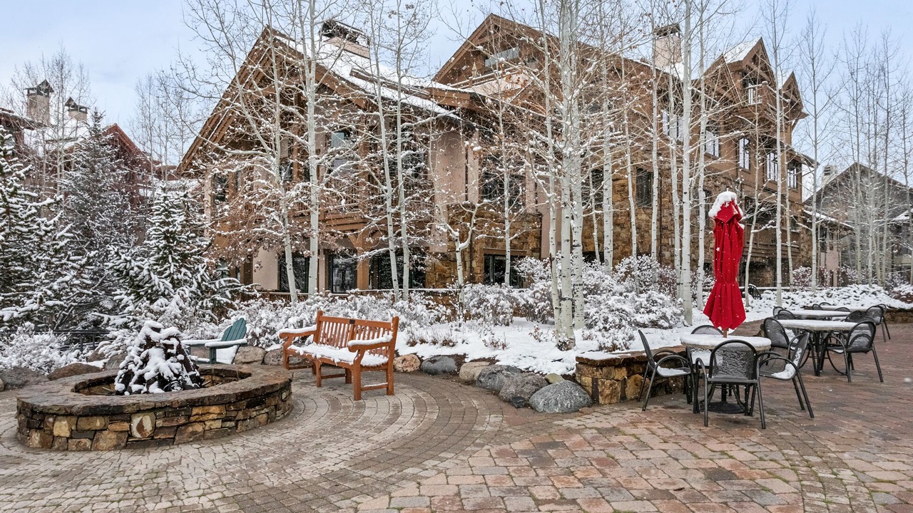Photo of Outdoor in Edwards