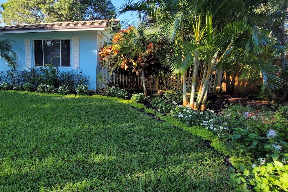 Photo of Outdoor in Lighthouse Point