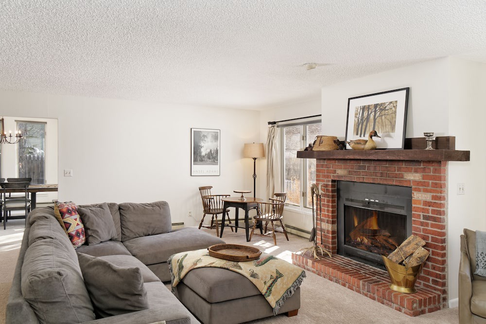 Photo of Livingroom in Carbondale