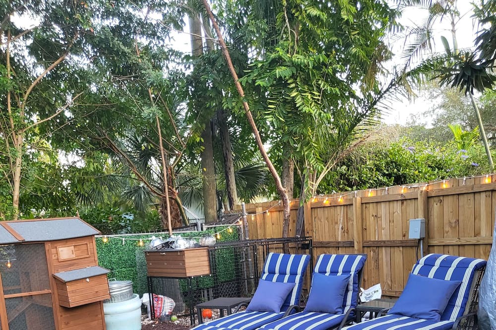 Photo of Patio Balcony in Croissant Park