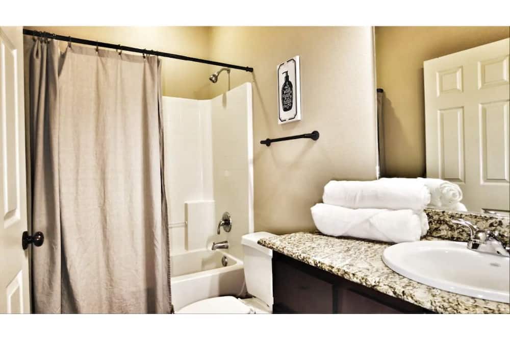 Photo of Bathroom in Wellborn