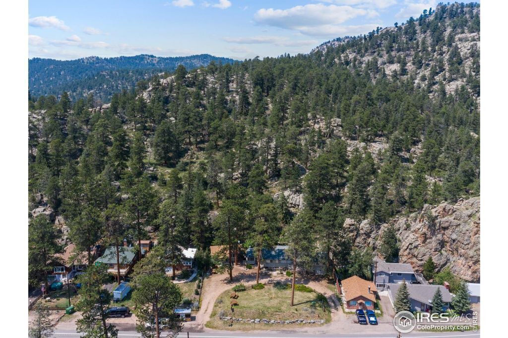 Photo of Outdoor in Drake
