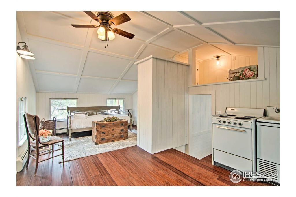 Photo of Kitchen in Drake