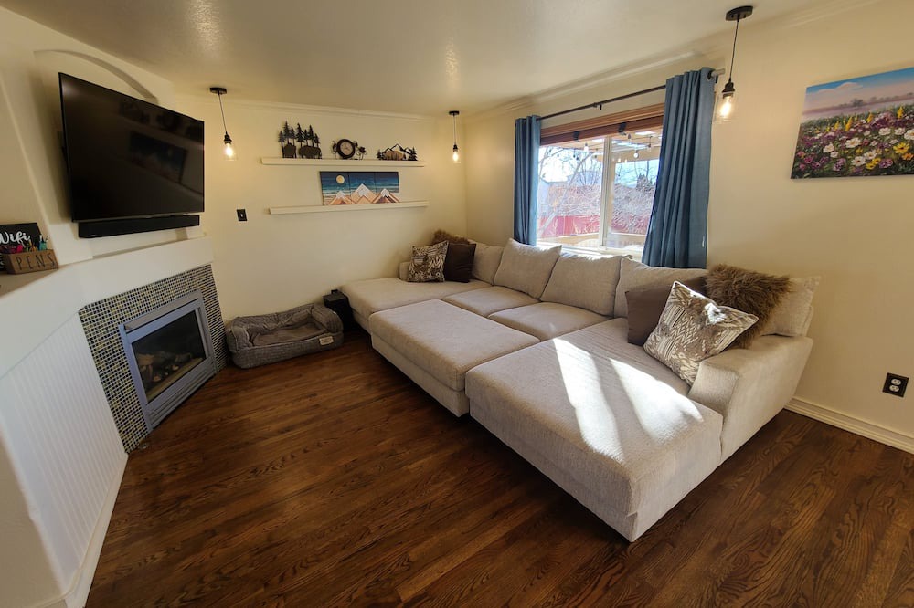Photo of Livingroom in Frederick