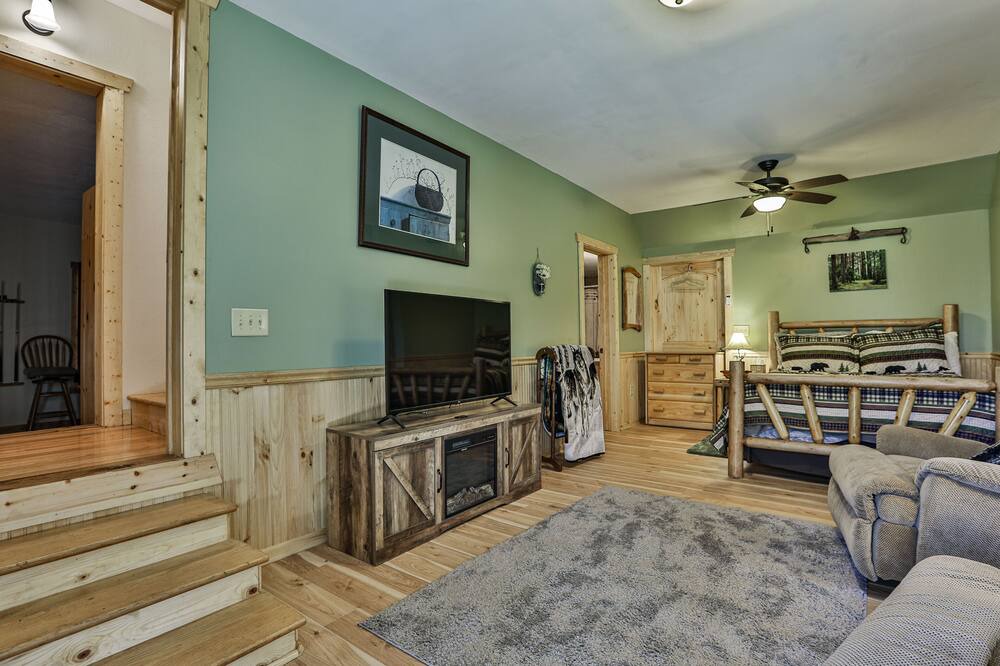 Photo of Bathroom in Ellijay