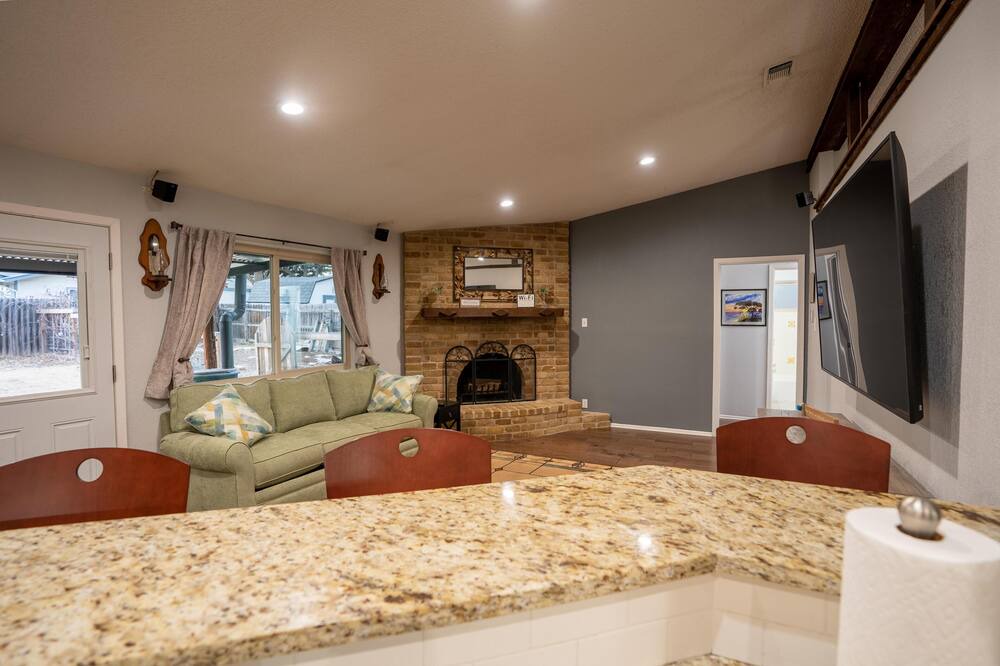 Photo of Livingroom in Schertz