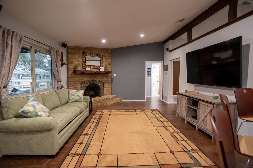 Photo of Livingroom in Schertz